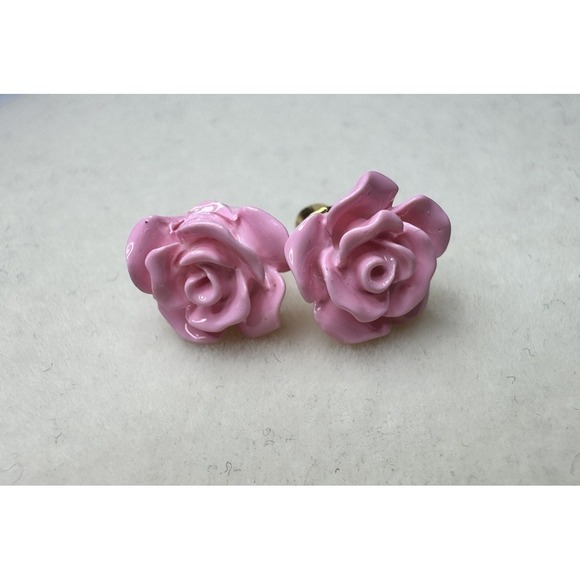 New Pink Carved Rose Flower Dainty Elegant Stud Earrings Gold Backing - Picture 2 of 5